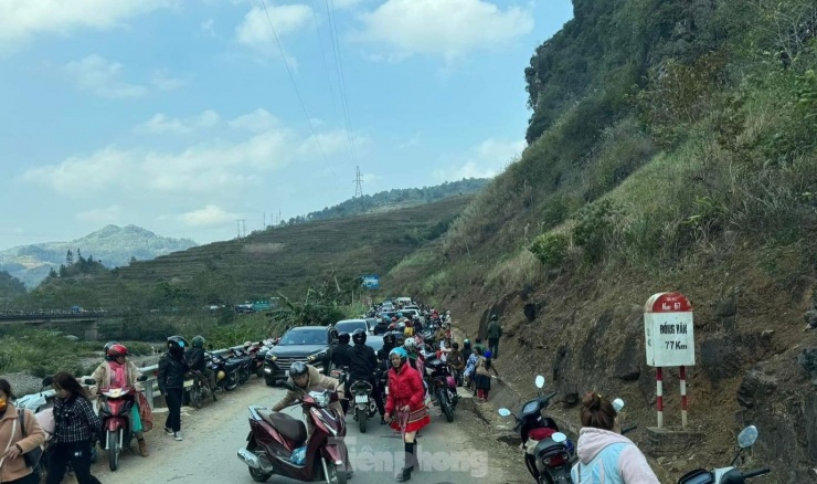 Đi lại hơn 2.000km để check-in Hà Giang - 13