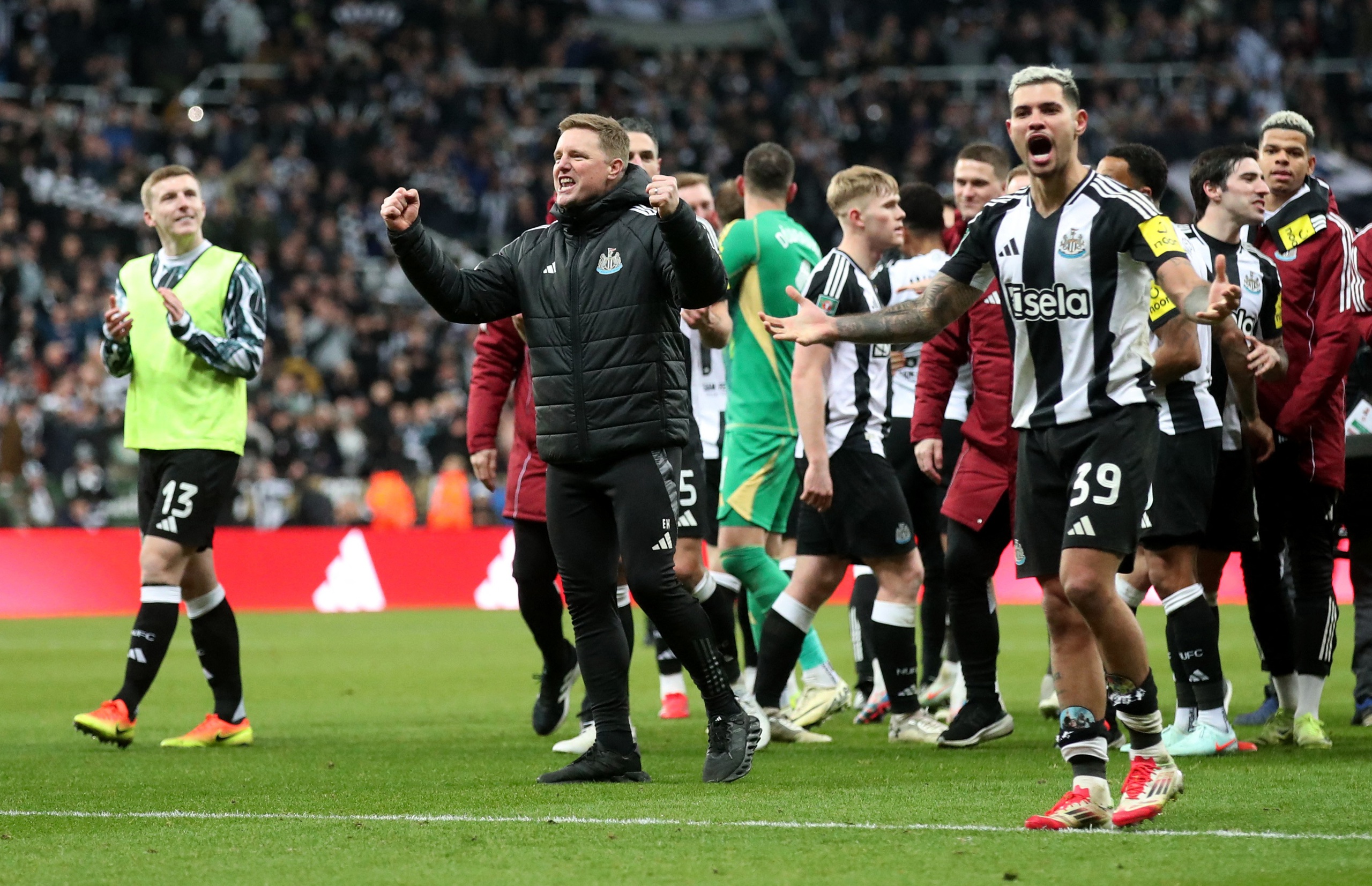 Ở mùa này, Newcastle chính là khắc tinh của Arsenal