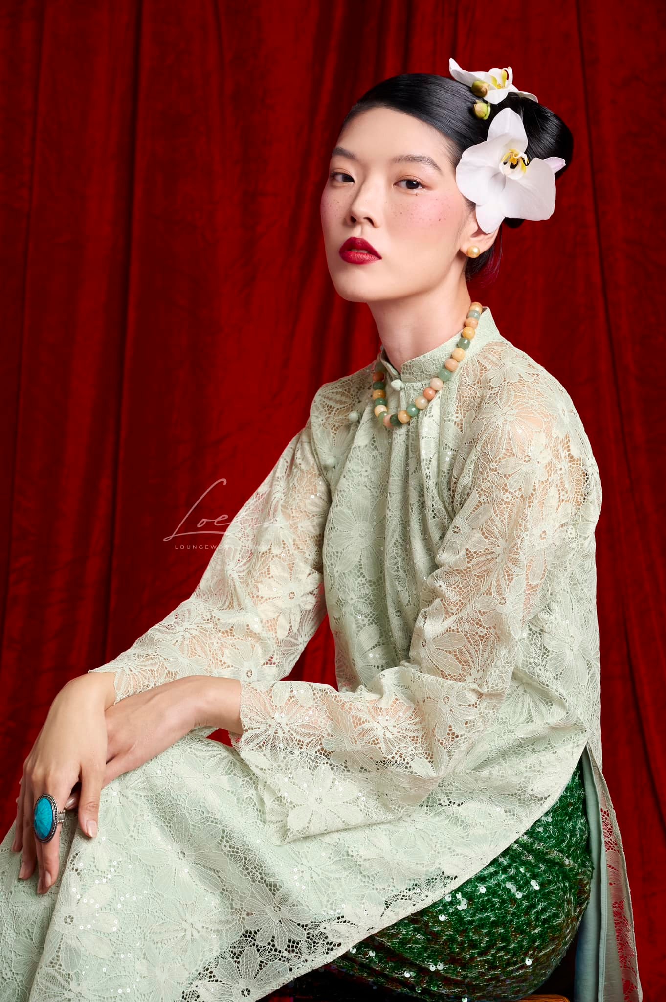 1738884525 520 Ao dai Tet cua sao Viet Mau ao duoc long