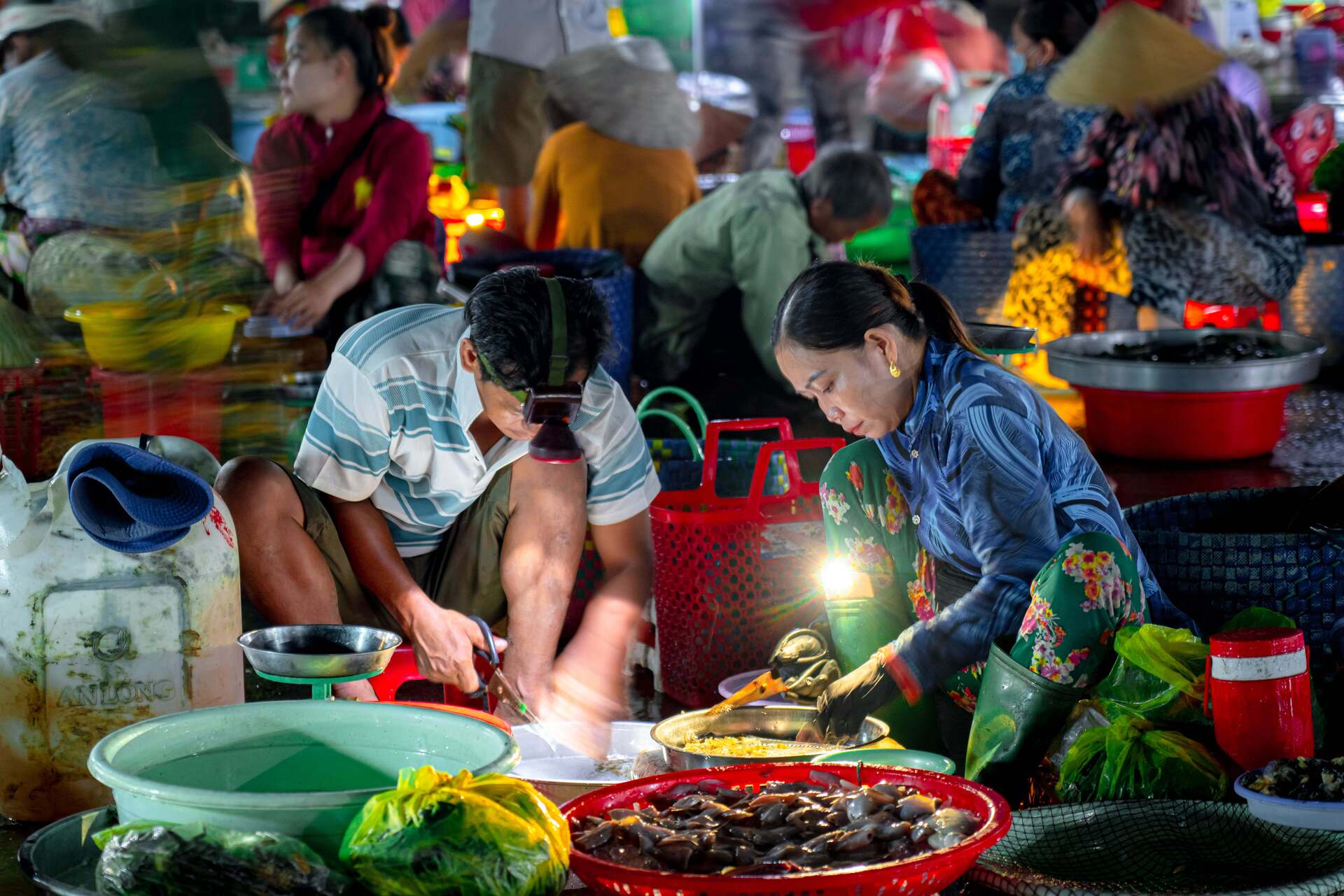 Sắm Tết ở chợ có tên độc đáo nhất miền Tây- Ảnh 5.