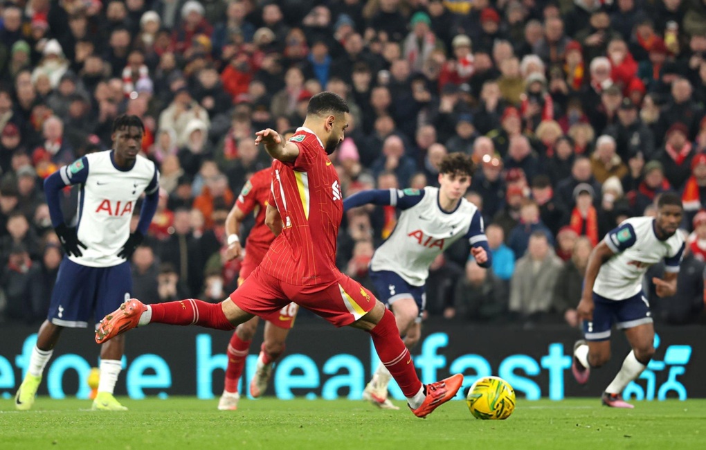 Vùi dập Tottenham, Liverpool vào chung kết Cúp Liên đoàn Anh - 2