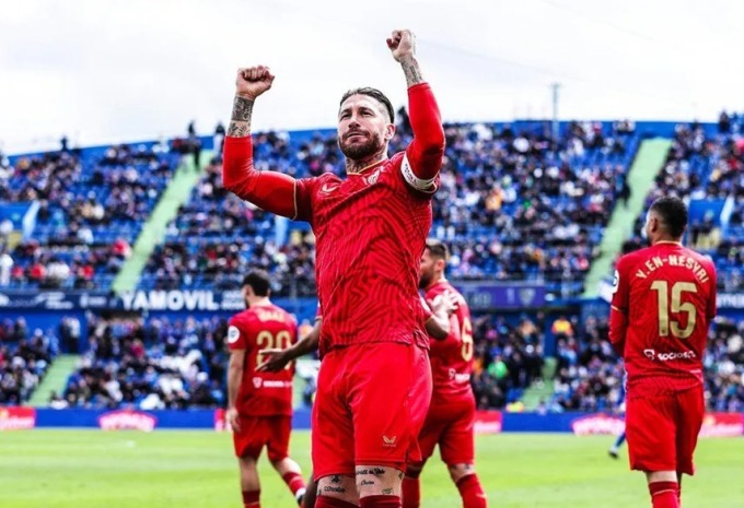 Ramos mừng bàn trong trận Sevilla thắng Getafe 1-0 tại La Liga năm 2024. Ảnh: EFE