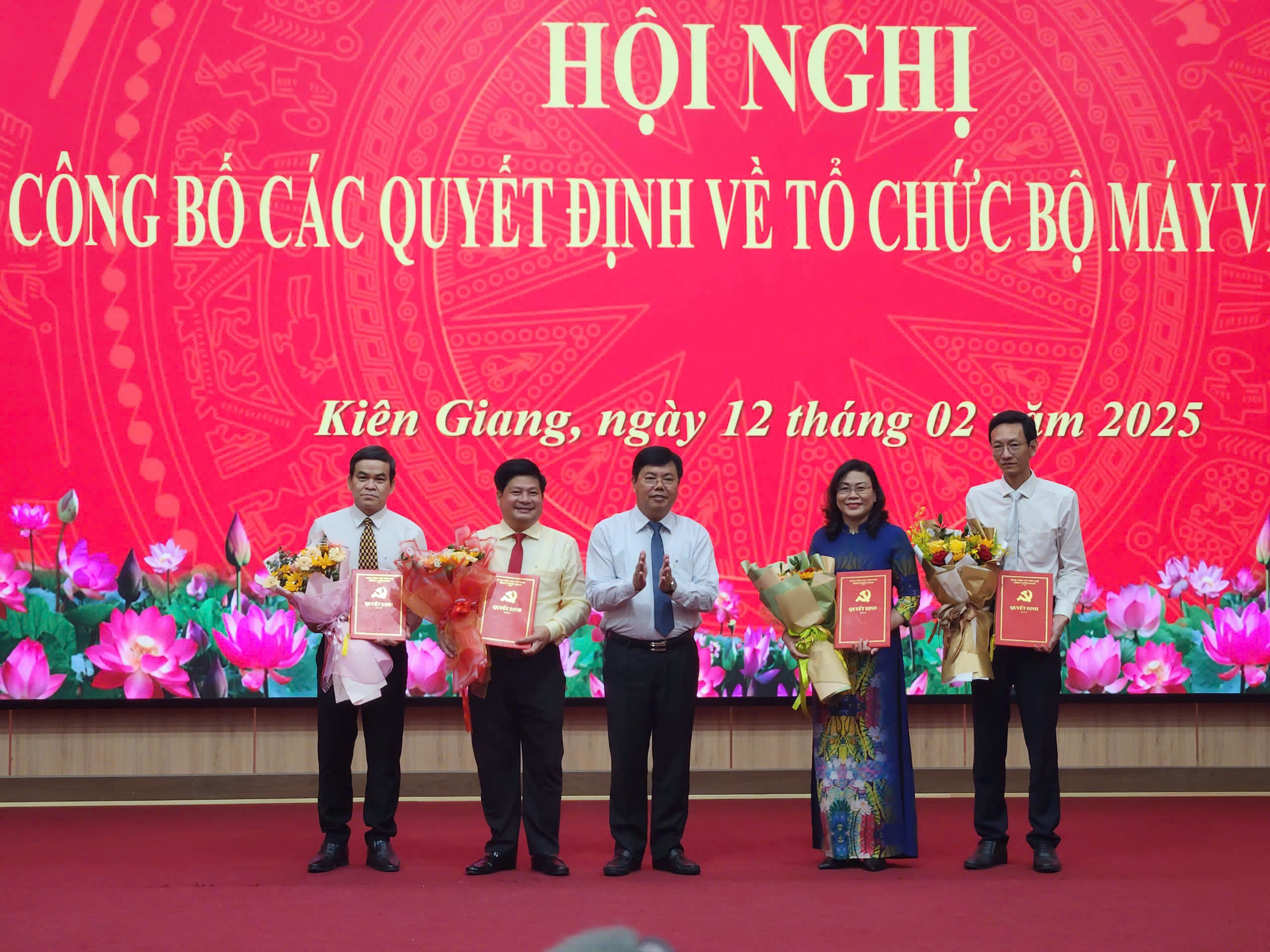 Kiên Giang: 2 Phó bí thư Tỉnh ủy nhận thêm nhiệm vụ mới- Ảnh 4.