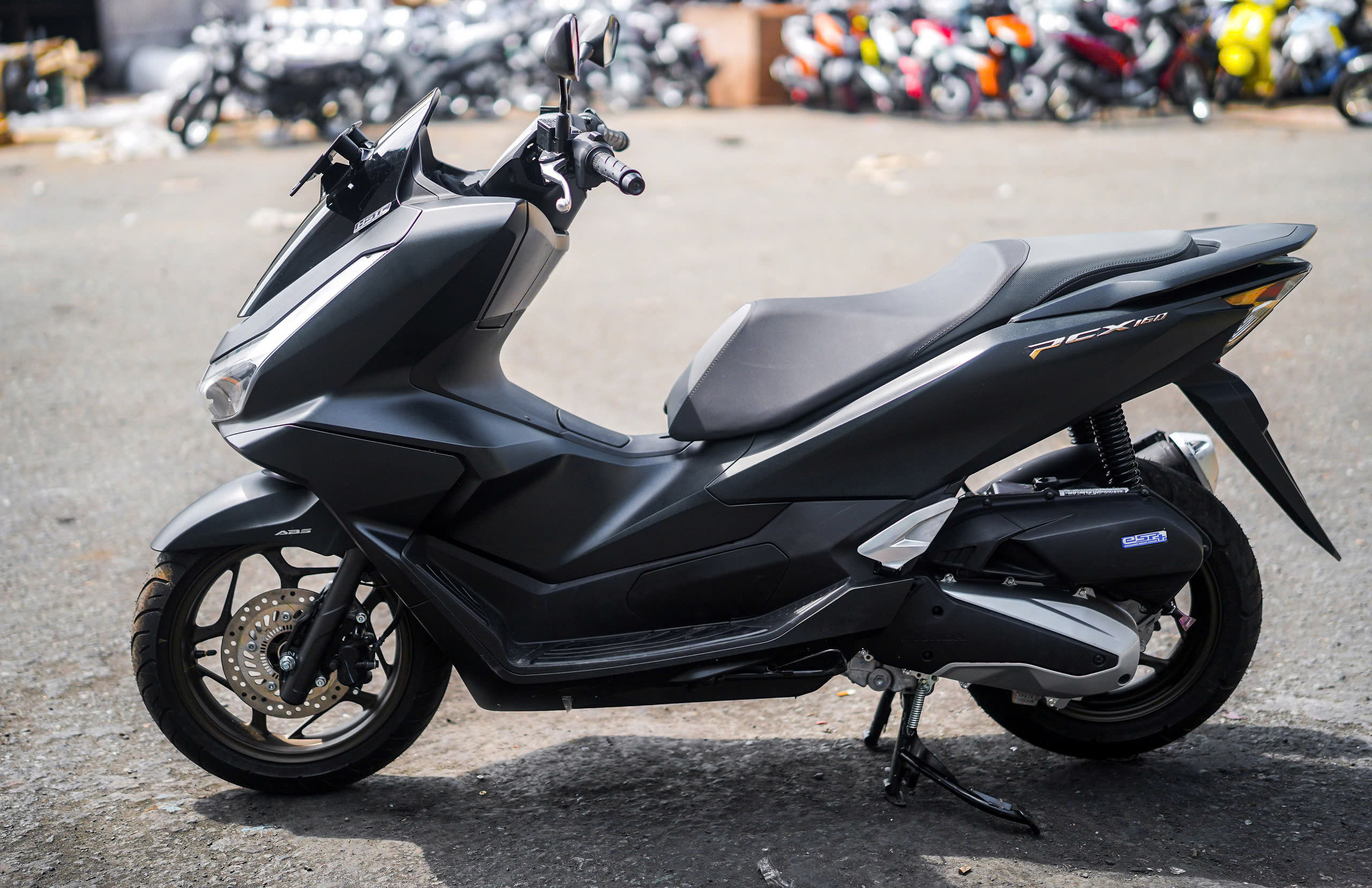 Xe tay ga Honda PCX 160 2025 đầu tiên về Việt Nam- Ảnh 2.