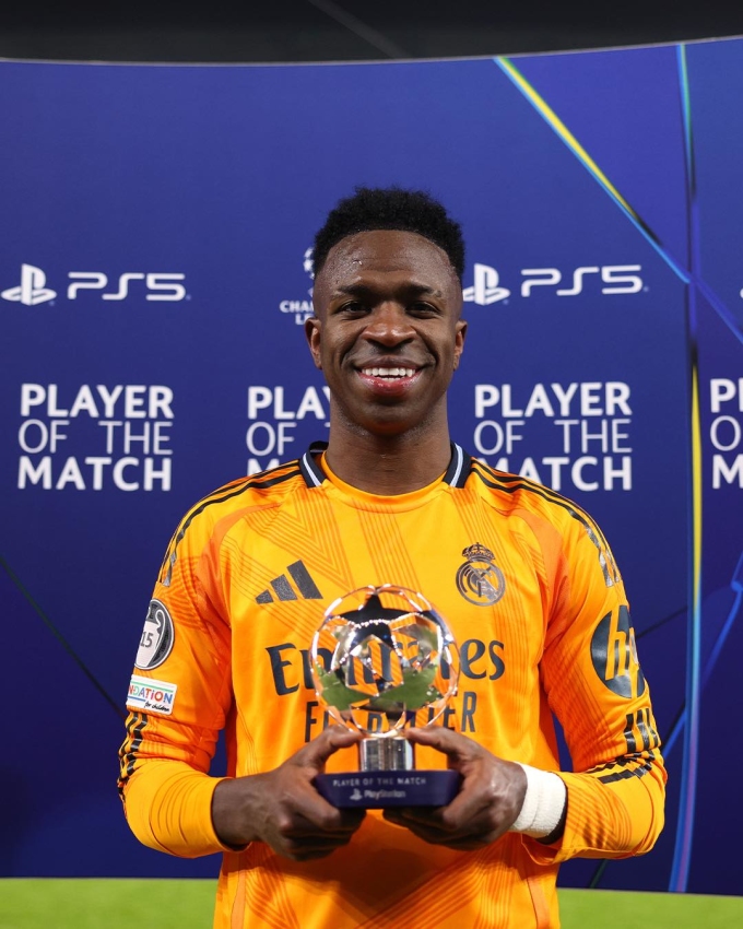 Vinicius giành giải cầu thủ hay nhất trận lượt đi vòng play-off Champions League tại Etihad. Ảnh: UEFA