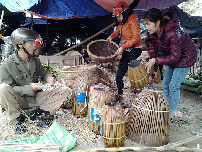 Khu chợ cổ nhất Quảng Bình: Xưa là chợ tạm dưới gốc cây, sau thành trung tâm mua sắm cực sầm uất - 3