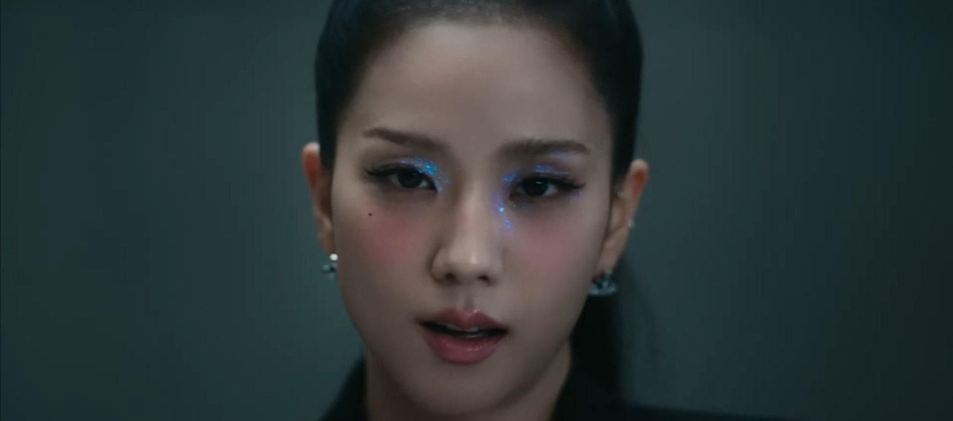 Jisoo (BLACKPINK) bị chê bai- Ảnh 5.