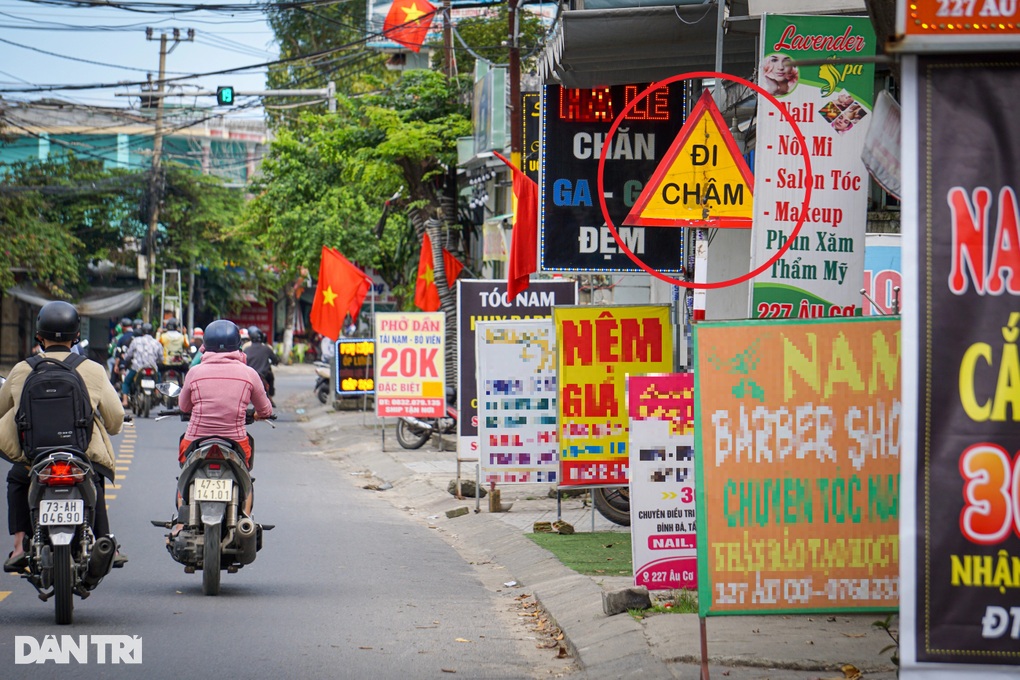 Ma trận biển báo giao thông (kỳ 7): Điều chỉnh kiểu chỉ đâu đánh đó? - 3