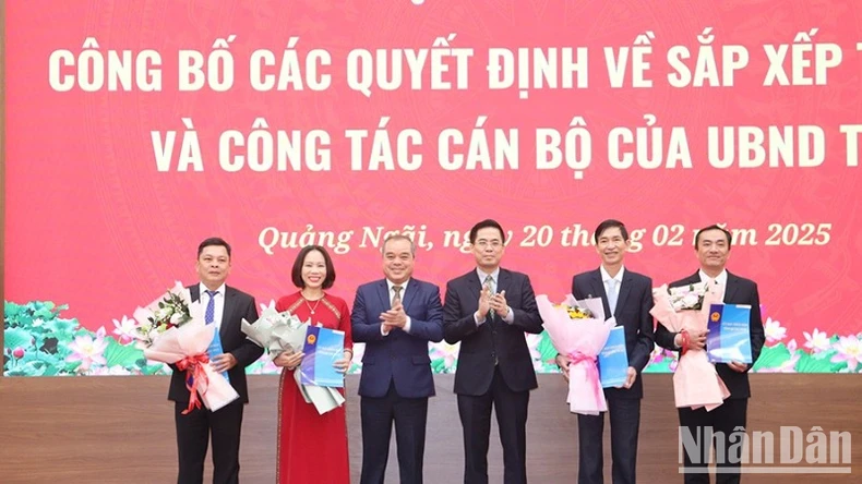 Quảng Ngãi công bố quyết định bổ nhiệm lãnh đạo các sở mới thành lập ảnh 3