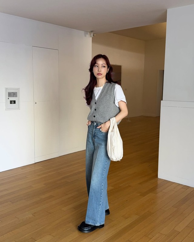 Điểm danh kiểu áo hợp diện cùng quần jeans- Ảnh 9.