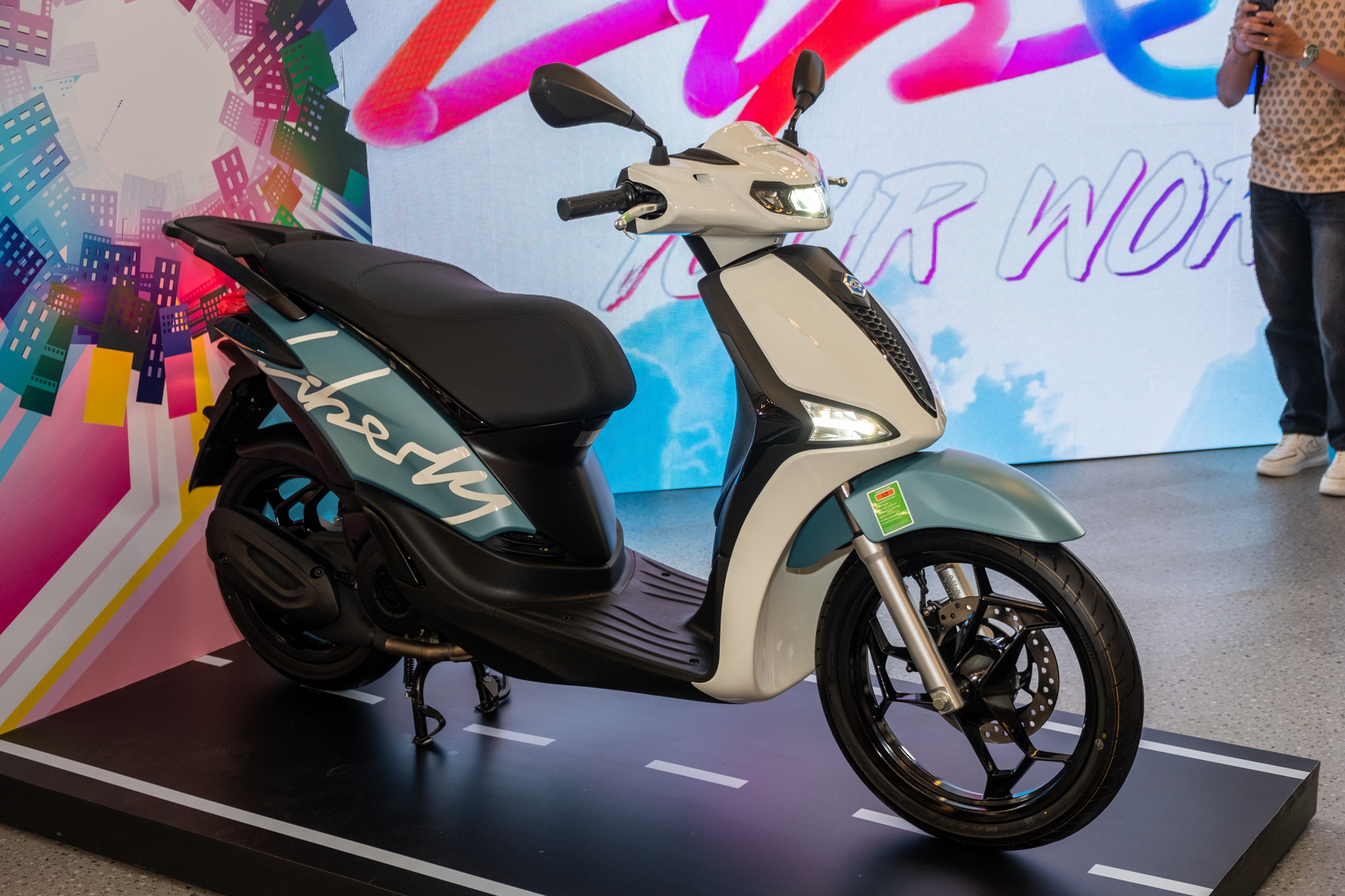 Piaggio Liberty 2025 ra mắt, giá từ 57,5 triệu đồng, đối đầu SH Mode- Ảnh 2.