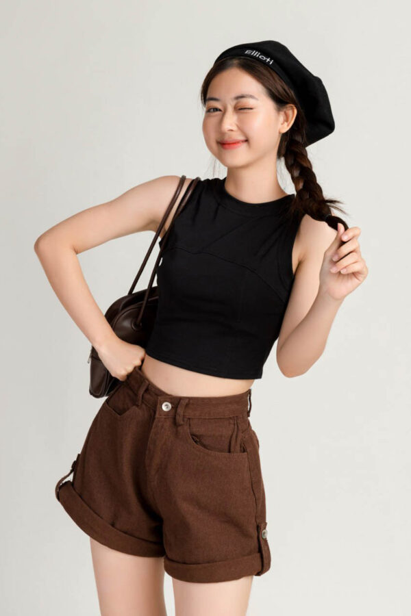 Lên đồ ‘cực chất’ ngày hè với quần shorts- Ảnh 2.