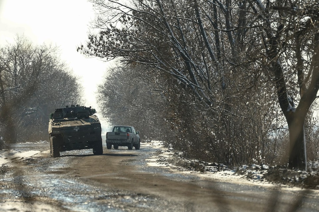 Dân thường Ukraine thấp thỏm khi Nga - Mỹ khởi động đàm phán hòa bình - 2