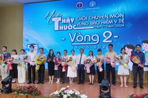 Cuộc thi tìm ra thầy thuốc giỏi chuyên môn, vững bảo hiểm y tế