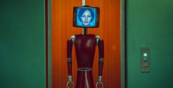 Ngoại hình robot Cassandra. Ảnh: Netflix