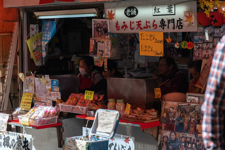 Món ăn đặc sản mùa thu Osaka làm từ lá phong- Ảnh 4.