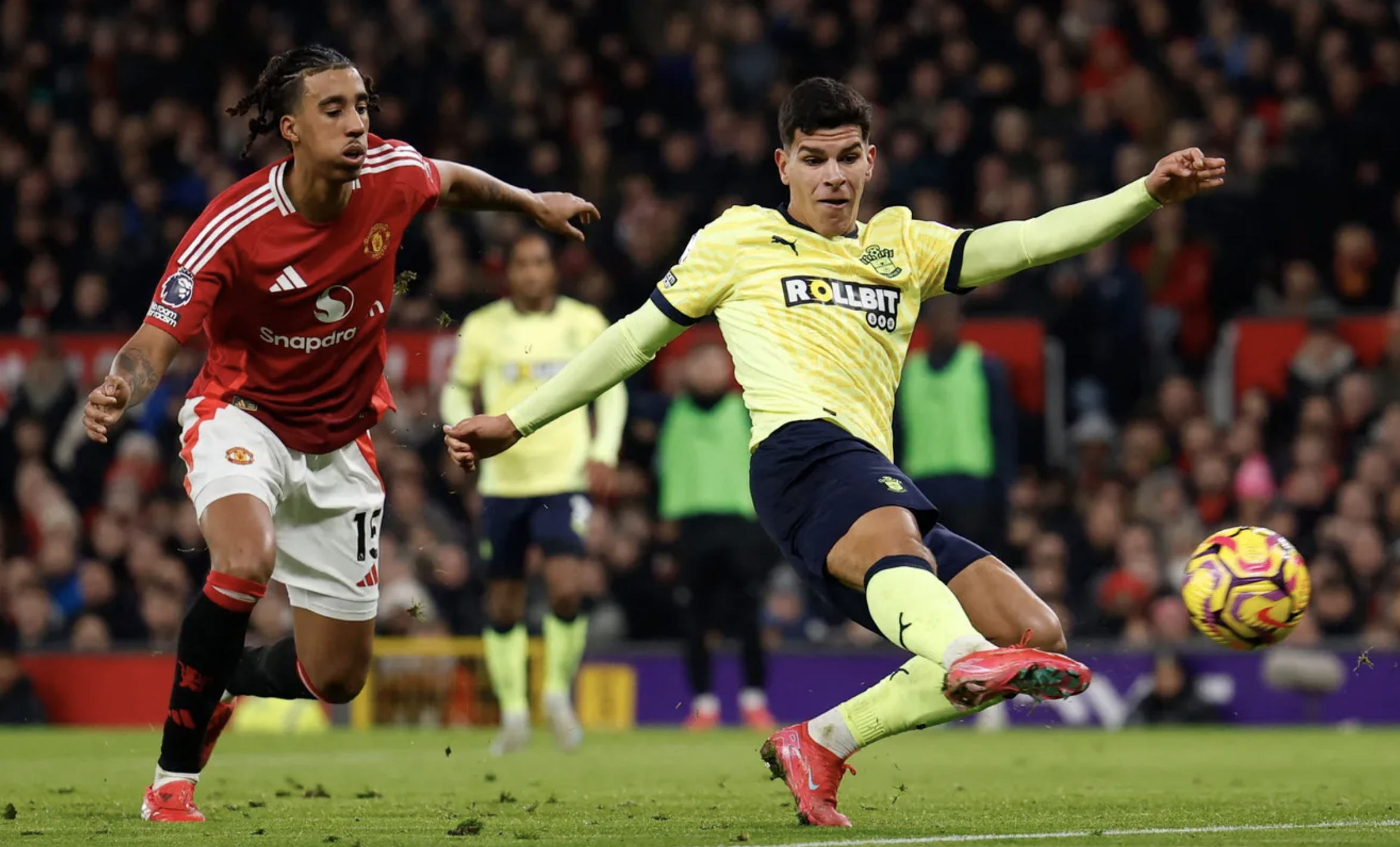 Amad Diallo lập hat-trick trong 12 phút, Man United ngược dòng hạ Southampton- Ảnh 1.