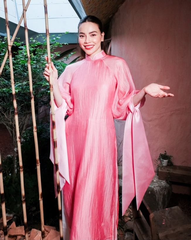 Ao dai Tet cua sao Viet Mau ao duoc long