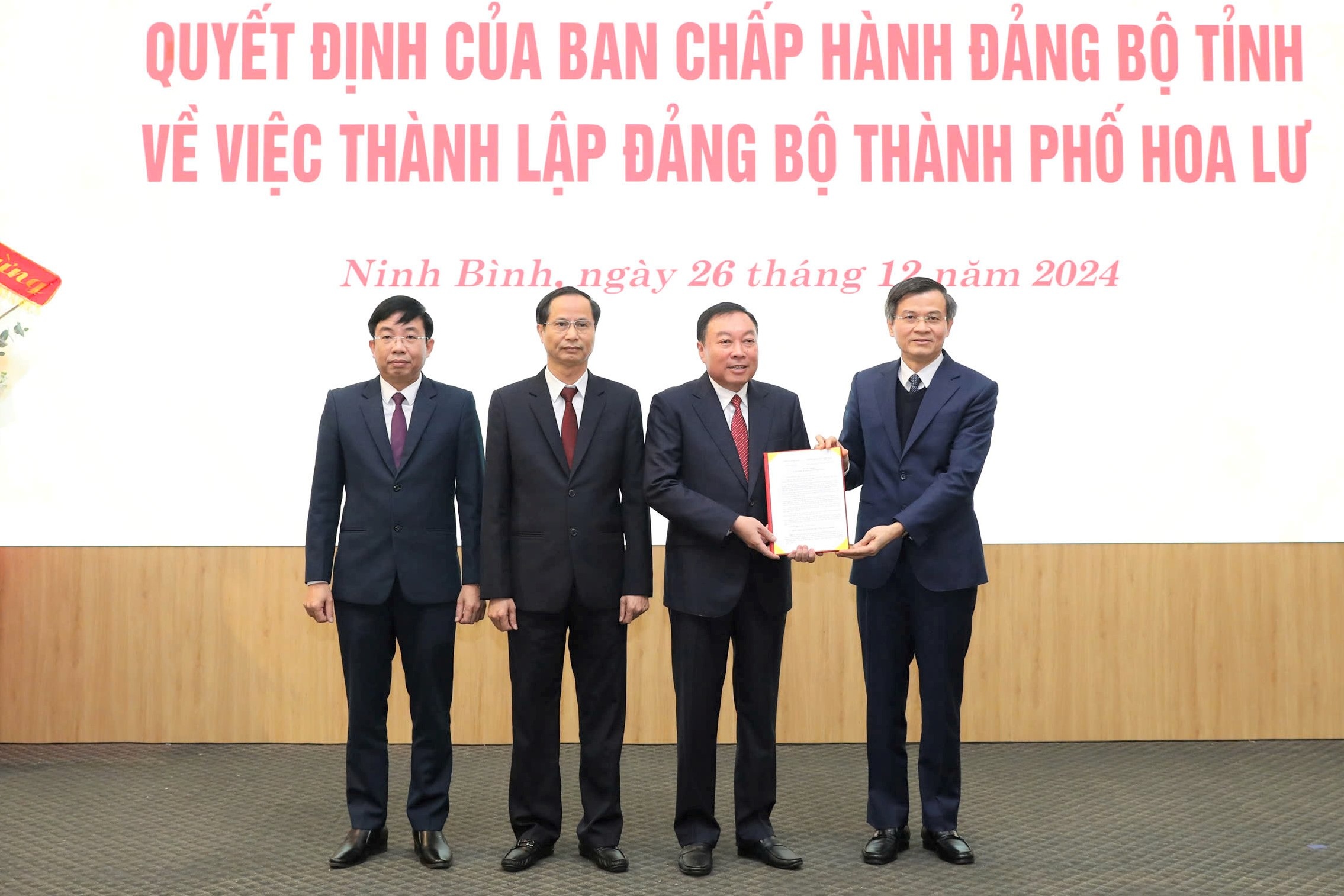 Bài học sáp nhập, tinh gọn bộ máy của thành phố di sản thiên niên kỷ - 1