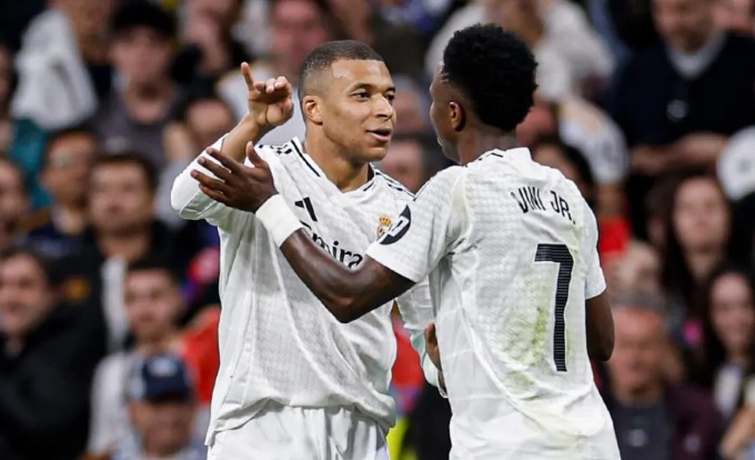 Mbappe và Vinicius chơi cặp tiền đạo trong trận Real 2-0 Girona ở vòng 25 La Liga tối 23/2. Ảnh: Real