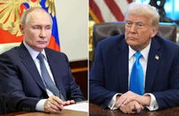 Tổng thống Nga Vladimir Putin (trái) và người đồng cấp Mỹ Donald Trump. (Ảnh: TASS)