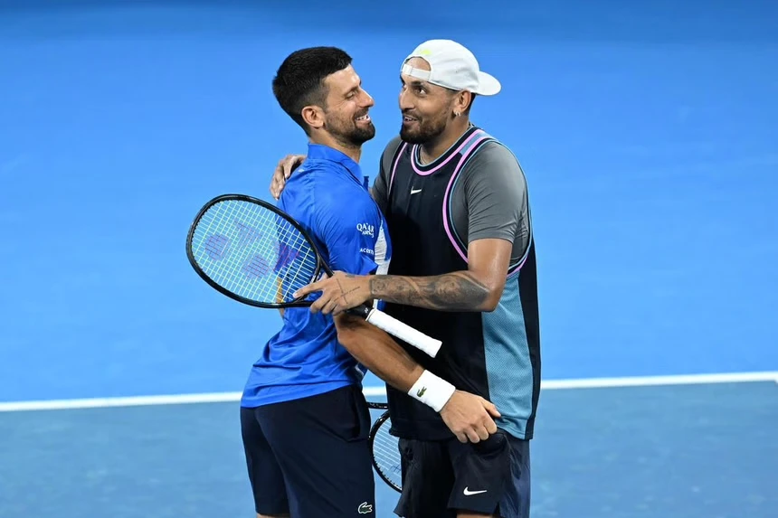 Djokovic và Kyrgios khuấy đảo