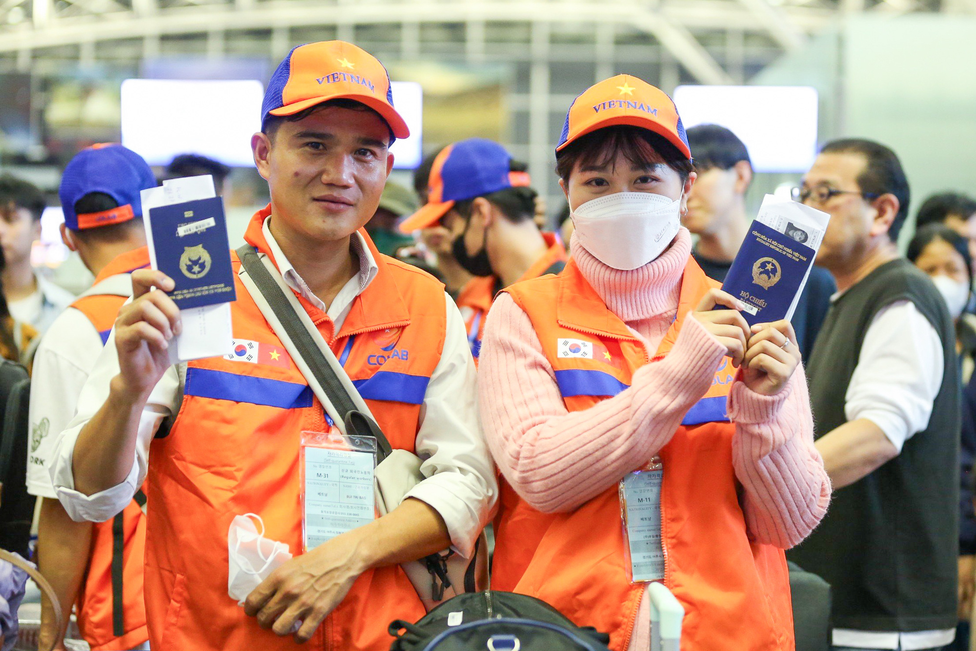 Doanh nghiệp 'săn đón' lao động trở về từ Hàn Quốc, Nhật Bản - Ảnh 1.