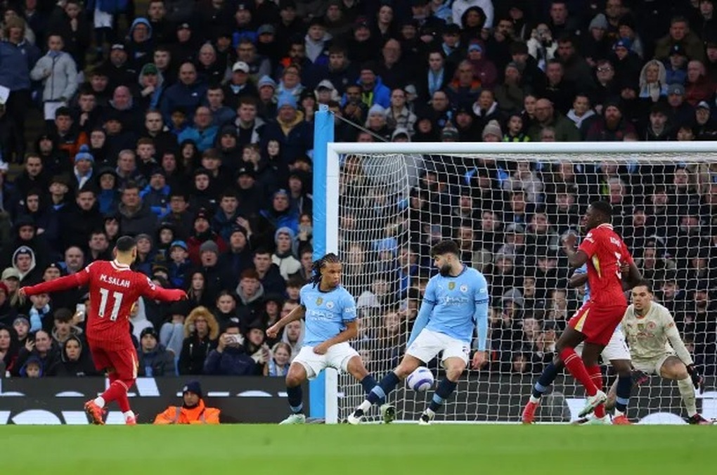 Giúp Liverpool đánh bại Man City, Mohamed Salah lập nhiều kỷ lục khó tin - 1