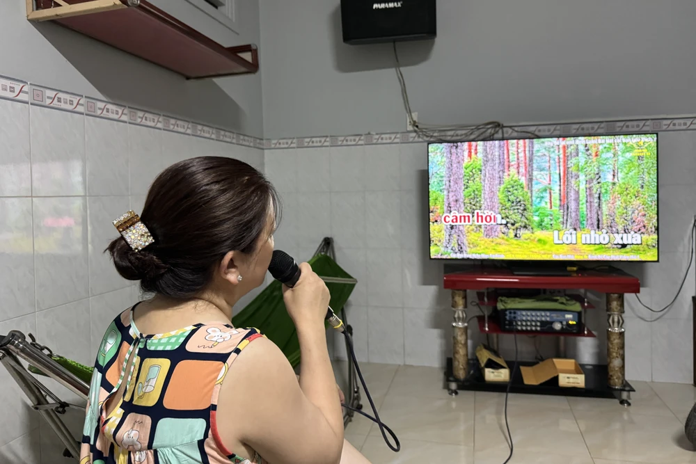 Hát karaoke trước 22 giờ.jpeg