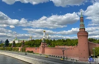 Khuôn viên Điện Kremlin tại thủ đô Moskva. (Ảnh: XUÂN HƯNG)