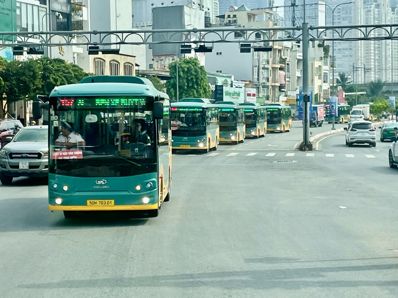 Loay hoay tìm tài xế xe buýt- Ảnh 1.