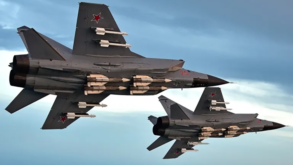 MiG-31K của Nga bất ngờ dừng không kích Ukraine: Chuyện gì đang diễn ra? - 1