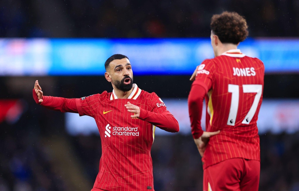 Phản ứng của Slot, Salah trước viễn cảnh Liverpool vô địch Premier League - 1