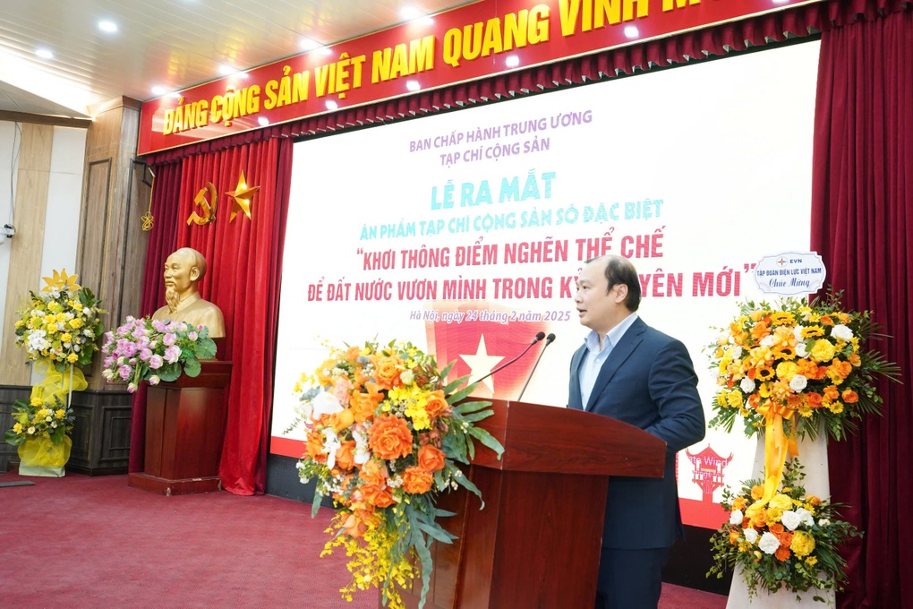 Ra mắt ấn phẩm khơi thông điểm nghẽn thể chế để đất nước vươn mình - 1