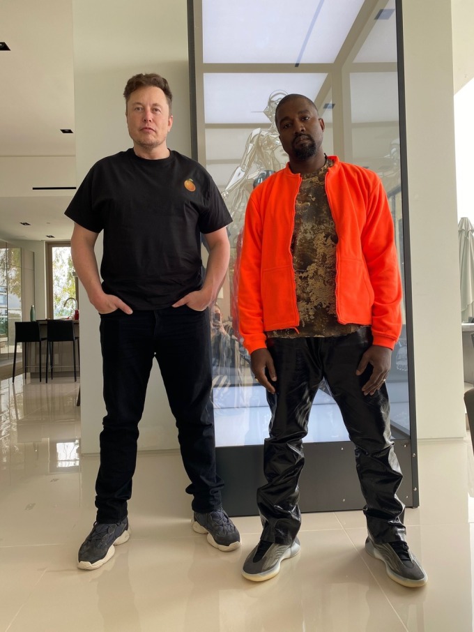 Tỷ phú Elon Musk từng có mối quan hệ thân thiết với rapper Kanye West. Ảnh: X/ Kanye West