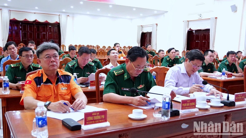 Thực hiện tốt nhiệm vụ cứu hộ, cứu nạn trên biển, không để bị động, bất ngờ ảnh 1