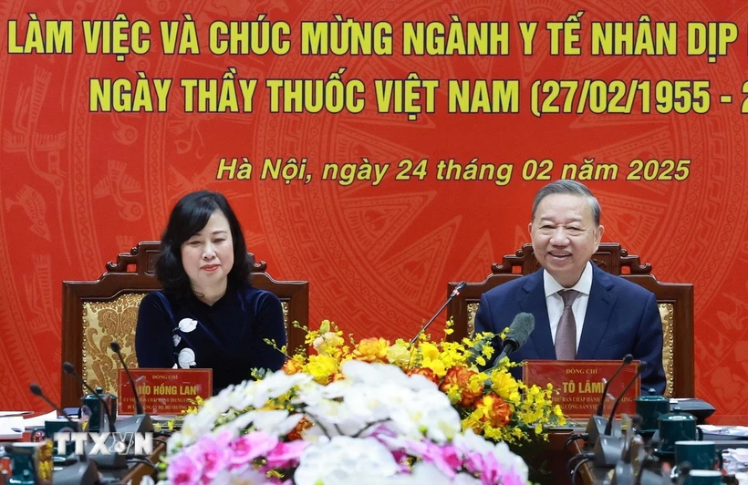 Tổng Bí thư Tô Lâm: Tập trung tháo gỡ khó khăn, rào cản, nút thắt để ngành y tế vươn dậy - Ảnh 2.