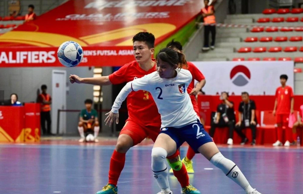 TUyen- Viet- Nam- Futsal-1.jpg