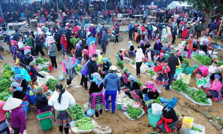 Về Lai Châu đi chợ phiên lớn nhất vùng, nhiều người vượt hàng trăm km để tham gia bằng được - 3