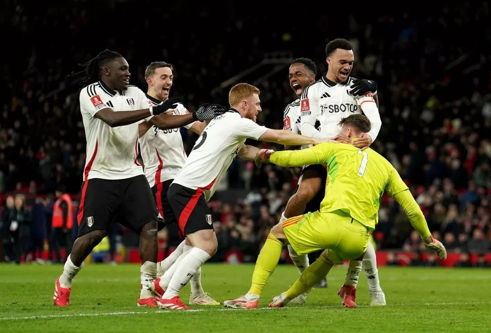 FA-CUP-FULHAM-MU.jpg