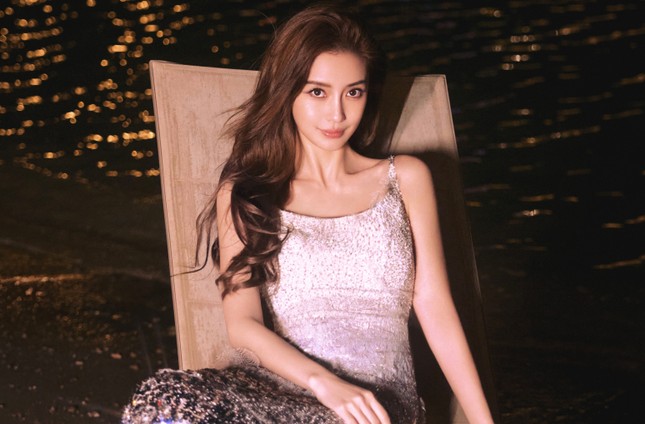 Sự nghiệp Angelababy rơi vào tình thế tuyệt vọng - Ảnh 2.