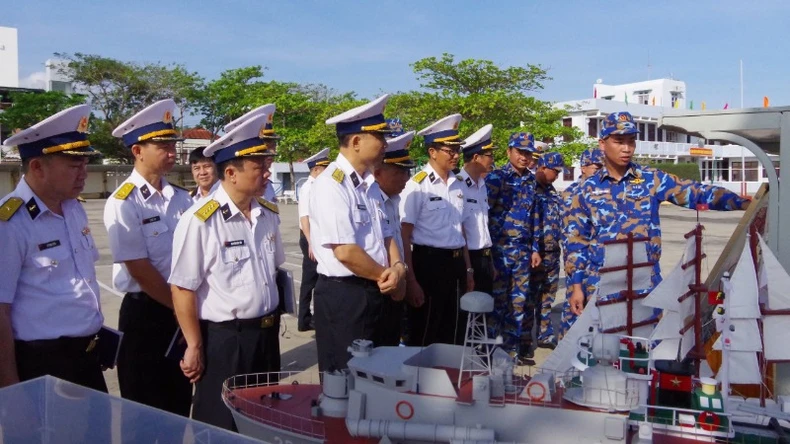 Các đơn vị trong toàn Quân chủng Hải quân đồng loạt ra quân huấn luyện năm 2025 ảnh 11