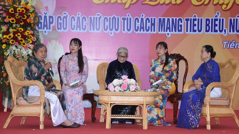 Nữ cựu tù cách mạng “truyền lửa” cho thế hệ hôm nay ảnh 2