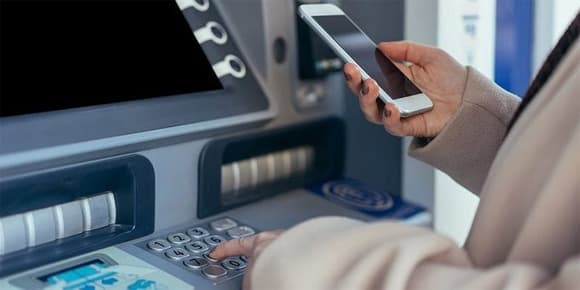 rút tiền không cần thẻ ATM, ngân hàng