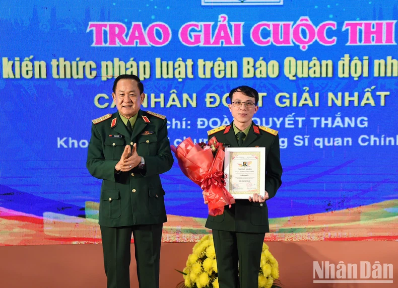 Lan tỏa tinh thần thượng tôn pháp luật từ cuộc thi tìm hiểu kiến thức pháp luật trên Báo Quân đội nhân dân ảnh 4