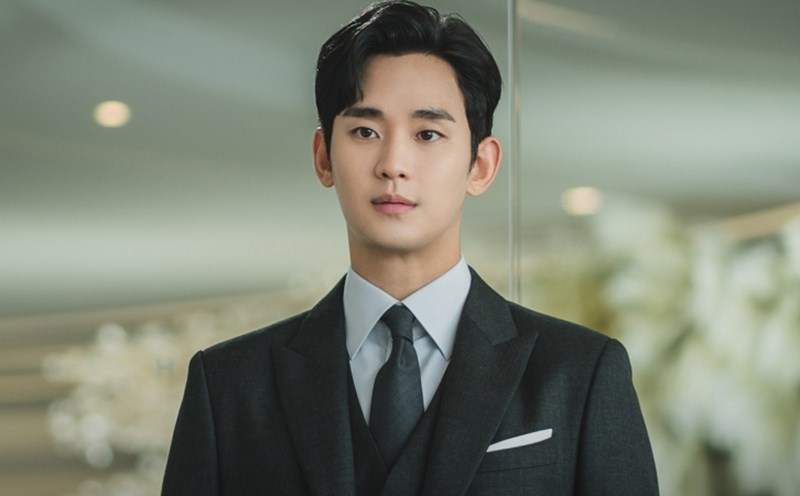 Kim Soo Hyun mất trắng 1700 tỷ vì bê bối với Kim Sae Ron, hại một ông lớn bị đuổi khỏi Hàn Quốc? - Ảnh 4.