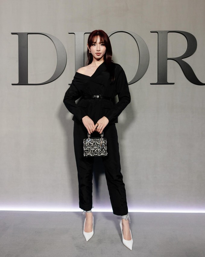 Thùy Tiên trong lần đầu dự show Dior ở vai trò mới.