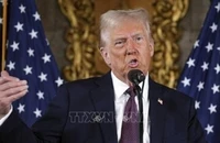 Tổng thống đắc cử Mỹ Donald Trump phát biểu trong một cuộc họp báo. (Ảnh: IRNA/TTXVN)