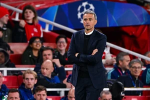 HLV Luis Enrique: "PSG tự đẩy mình vào thế khó ở UEFA Champions League" 