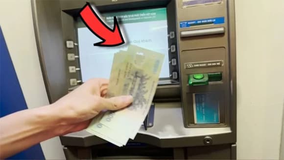 hạn mức rút tiền của thẻ ATM, ngân hàng